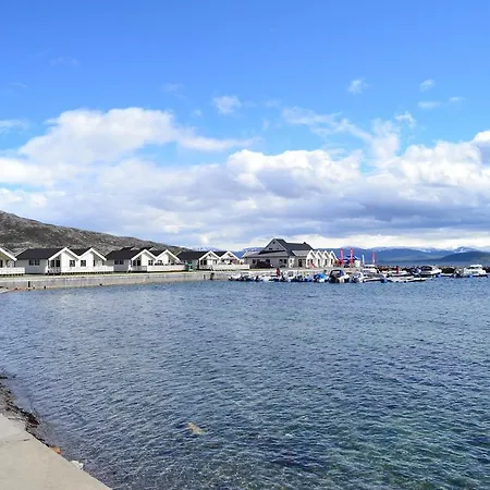 Arctic Seasport Løding